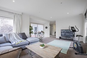 Lots Love Life Garden View Amazing Five Bedrooms