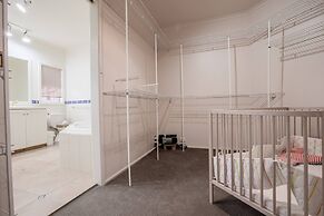 Lots Love Life Garden View Amazing Five Bedrooms