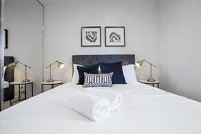 Designer 2BR With Carpark Monash Uni@caulfield