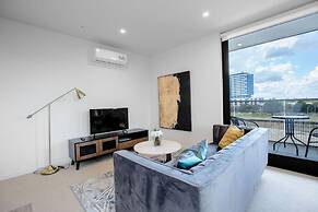 Designer 2BR With Carpark Monash Uni@caulfield