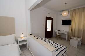 Golden Grain Suites by Checkin