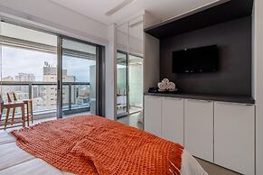 Downtown Republica Akile