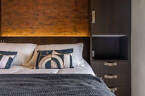 Downtown Republica Akile