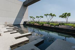 Downtown Republica Akile