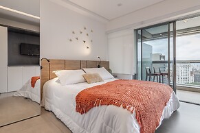 Downtown Republica Akile