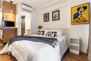 Downtown Republica Akile