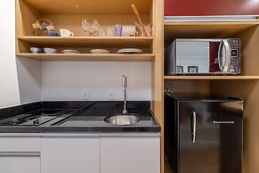 Downtown Republica Akile