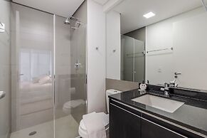 Downtown Republica Akile