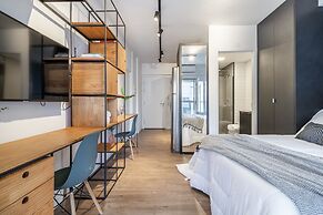 Downtown Republica Akile