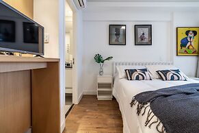 Downtown Republica Akile