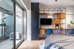 Downtown Republica Akile