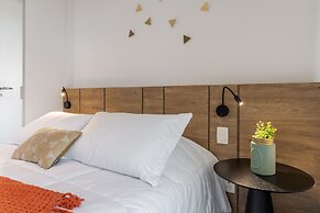 Downtown Republica Akile