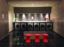 Downtown Republica Akile