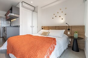 Downtown Republica Akile