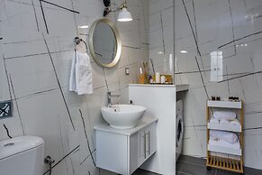 Semes Luxury Apartments by Estia