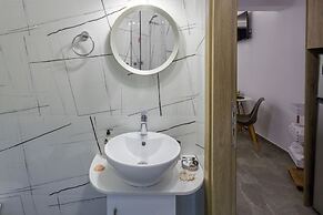 Semes Luxury Apartments by Estia