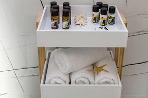 Semes Luxury Apartments by Estia