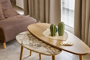 Semes Luxury Apartments by Estia