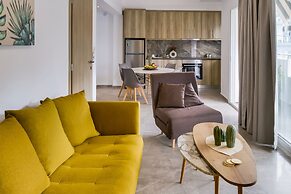 Semes Luxury Apartments by Estia