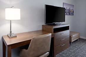 Staybridge Suites Long Beach Airport by IHG
