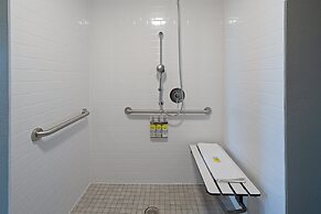 Staybridge Suites Long Beach Airport by IHG