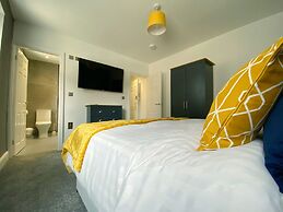 Mayfair Suite Sasco Apartments