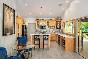 Potter's Foothill House