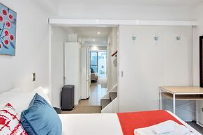 Chic 3 Bedroom City Central with Parking