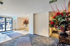 Central 3 bed, loft apartment in the CBD w Parking