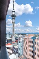 Amazing Harbour, Skytower & Rangitoto Views