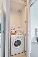 Amazing Harbour, Skytower & Rangitoto Views