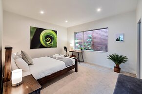 Elegant and Stylish Retreat in Epsom