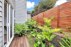 Elegant and Stylish Retreat in Epsom