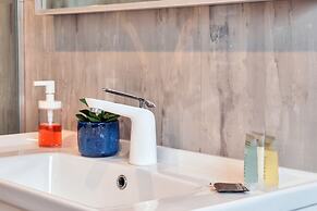 Elegant and Stylish Retreat in Epsom