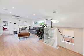 Elegant and Stylish Retreat in Epsom