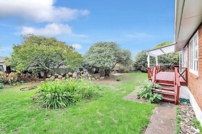 3 Bedroom In Onehunga w Parking - Wifi - Netflix