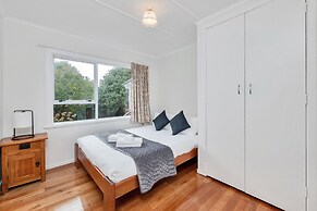 3 Bedroom In Onehunga w Parking - Wifi - Netflix