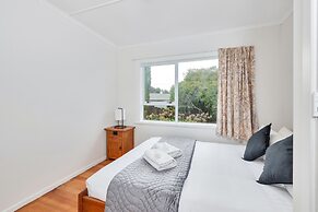 3 Bedroom In Onehunga w Parking - Wifi - Netflix