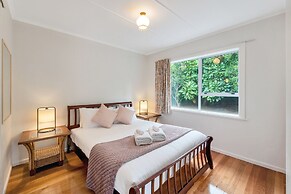 3 Bedroom In Onehunga w Parking - Wifi - Netflix