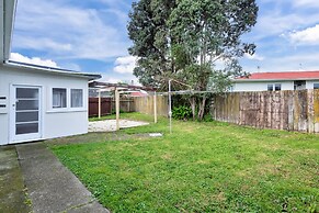 Spacious 3 Bedroom Near Middlemore
