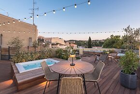 Moon And Stars Athens