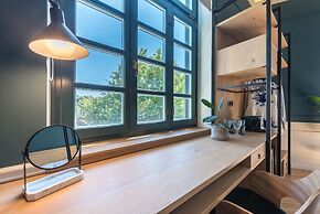 Moon And Stars Athens