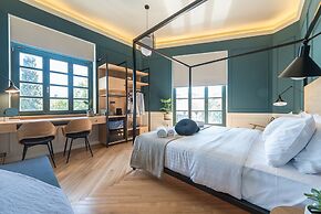 Moon And Stars Athens