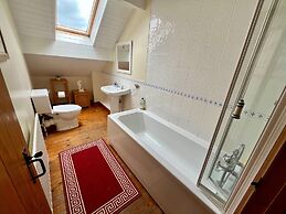 Quaint 4 Bed Barn Conversion Barnhouse Starshinezz