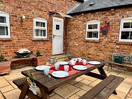 Quaint 4 Bed Barn Conversion Barnhouse Starshinezz