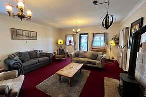Starshinezzz - Large Farmhouse County Durham