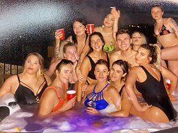 Quaint 4 Bed Barn Conversion Barnhouse Starshinezz