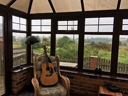 Quaint 4 Bed Barn Conversion Barnhouse Starshinezz