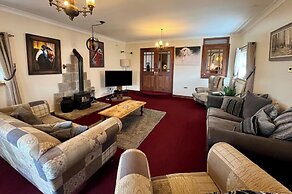 Starshinezzz - Large Farmhouse County Durham