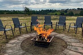 Starshinezzz - Large Farmhouse County Durham